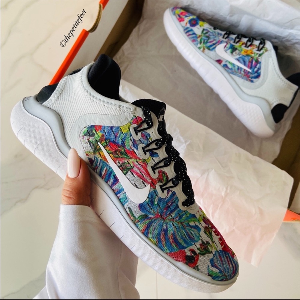 NWT Nike Free RN